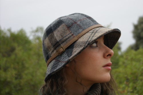 Gorro-barbour-cuadros-mujer