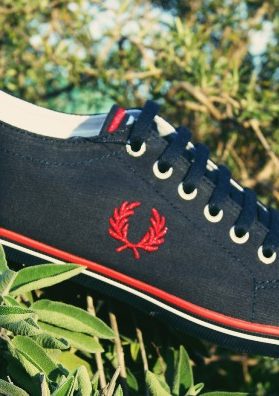 zapatilla-fred-perry-lona-azul-kingston